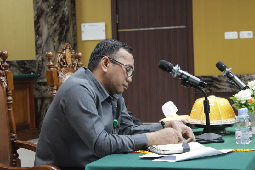 rapat2